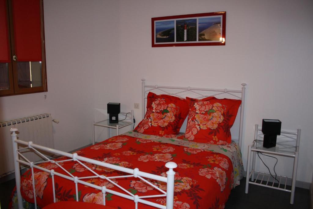 Bed and Breakfast Le Medoc De Maxou Lamarque Zimmer foto